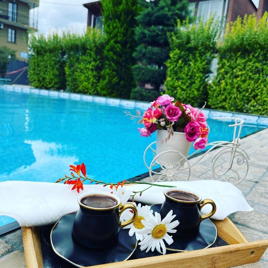 Hotel Buta Batumi Kültér fotó