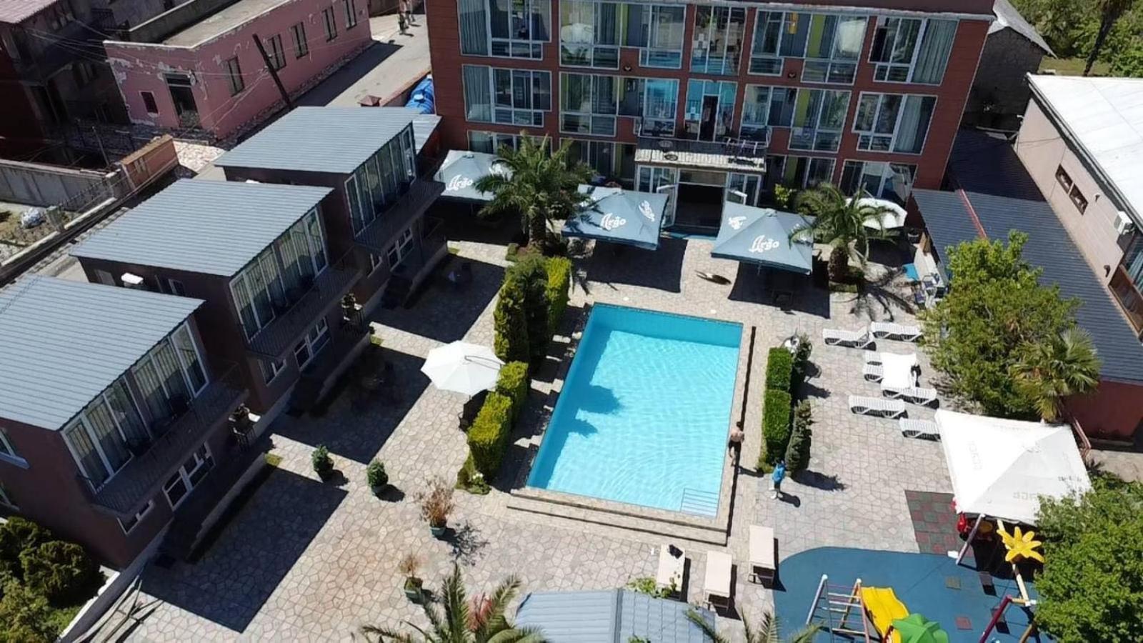 Hotel Buta Batumi Kültér fotó