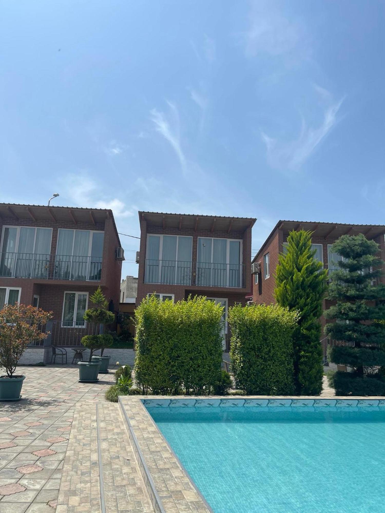 Hotel Buta Batumi Kültér fotó