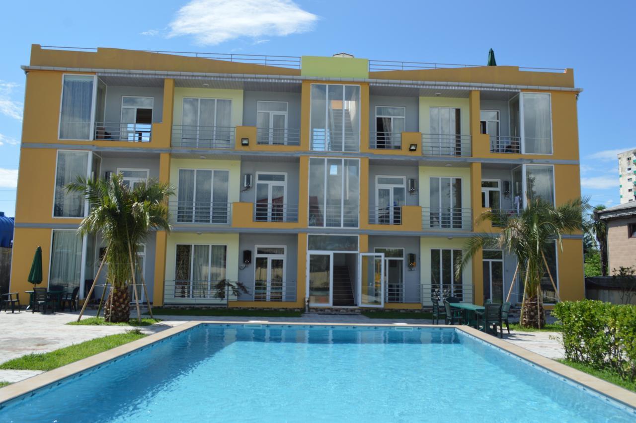 Hotel Buta Batumi Kültér fotó