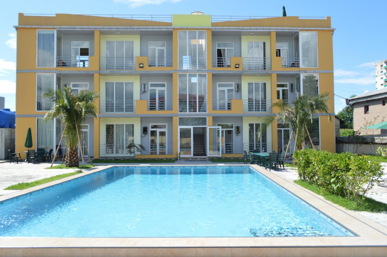 Hotel Buta Batumi Kültér fotó